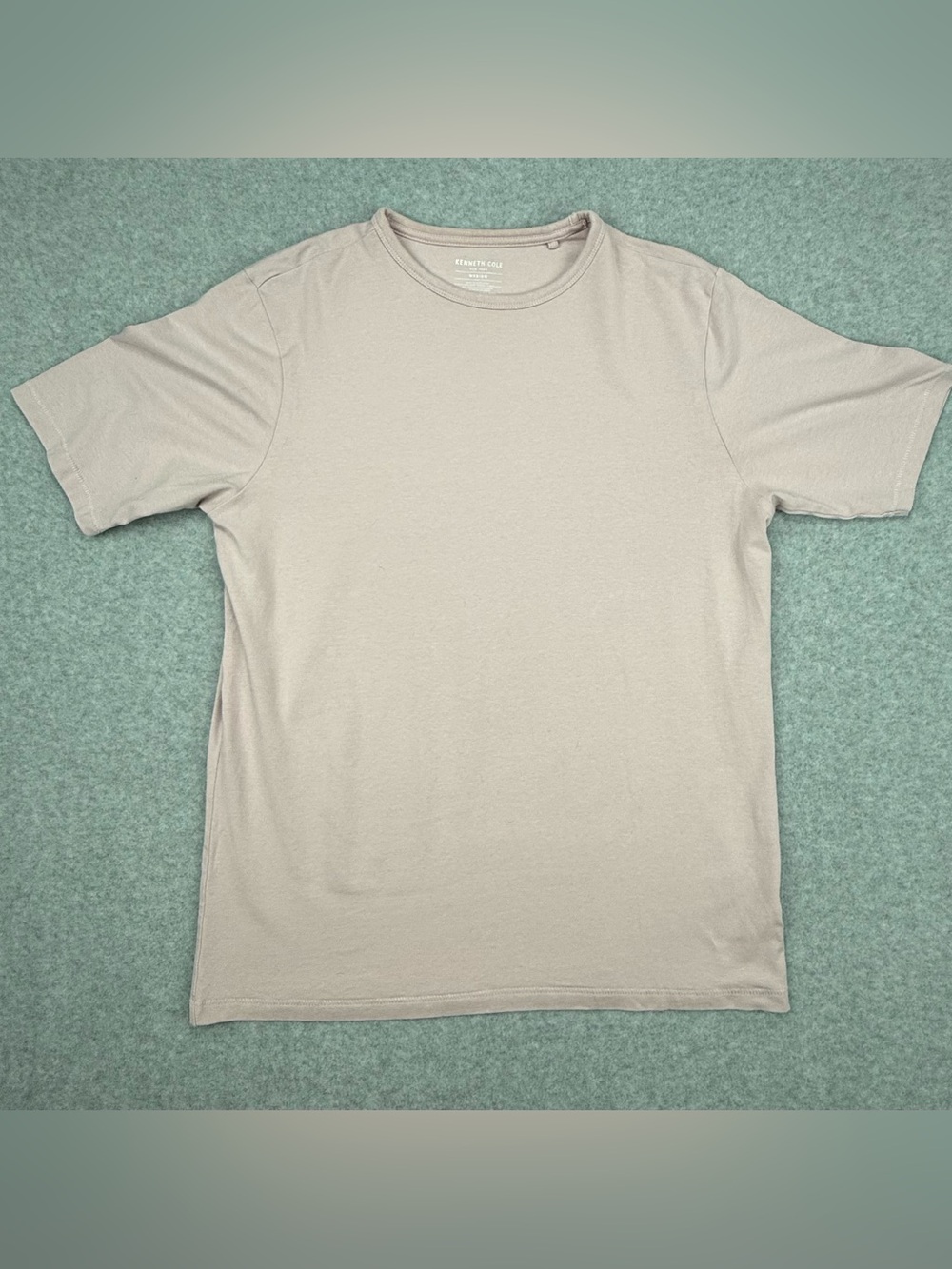 Kenneth Cole New York Men’s Medium T-Shirt Taupe Gray Crew Neck Stretch Tee